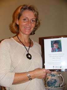 Deana Vearncombe winner of the 2004 Julie Crawford Award for Breastfeeding Support